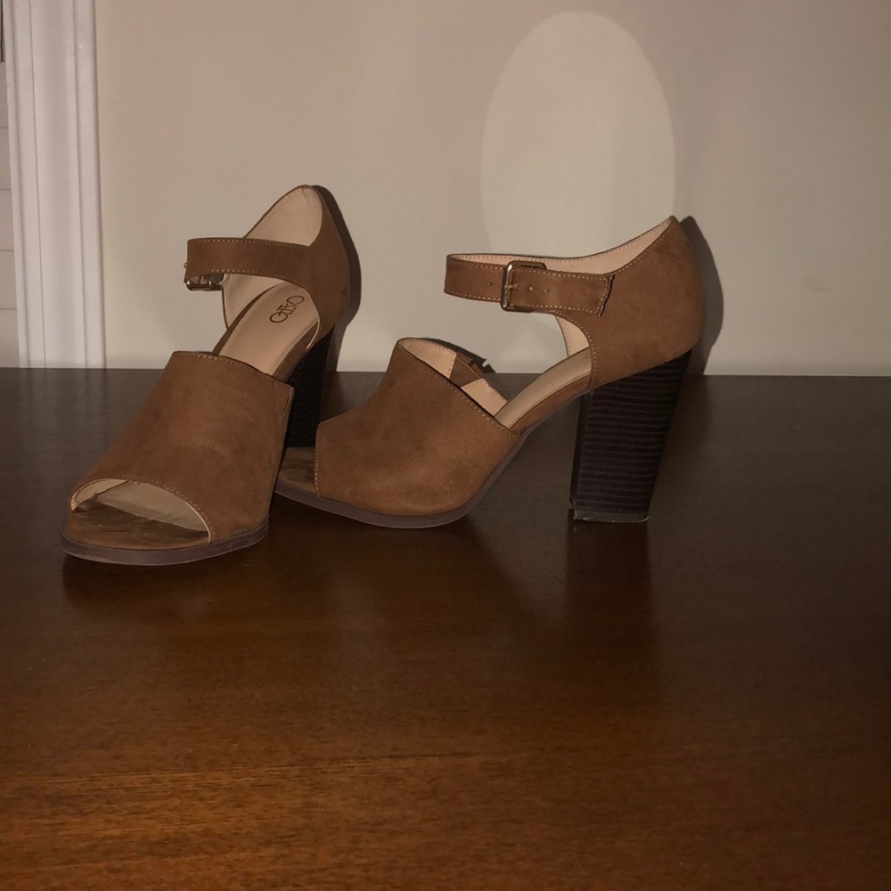 Cato Block-heels